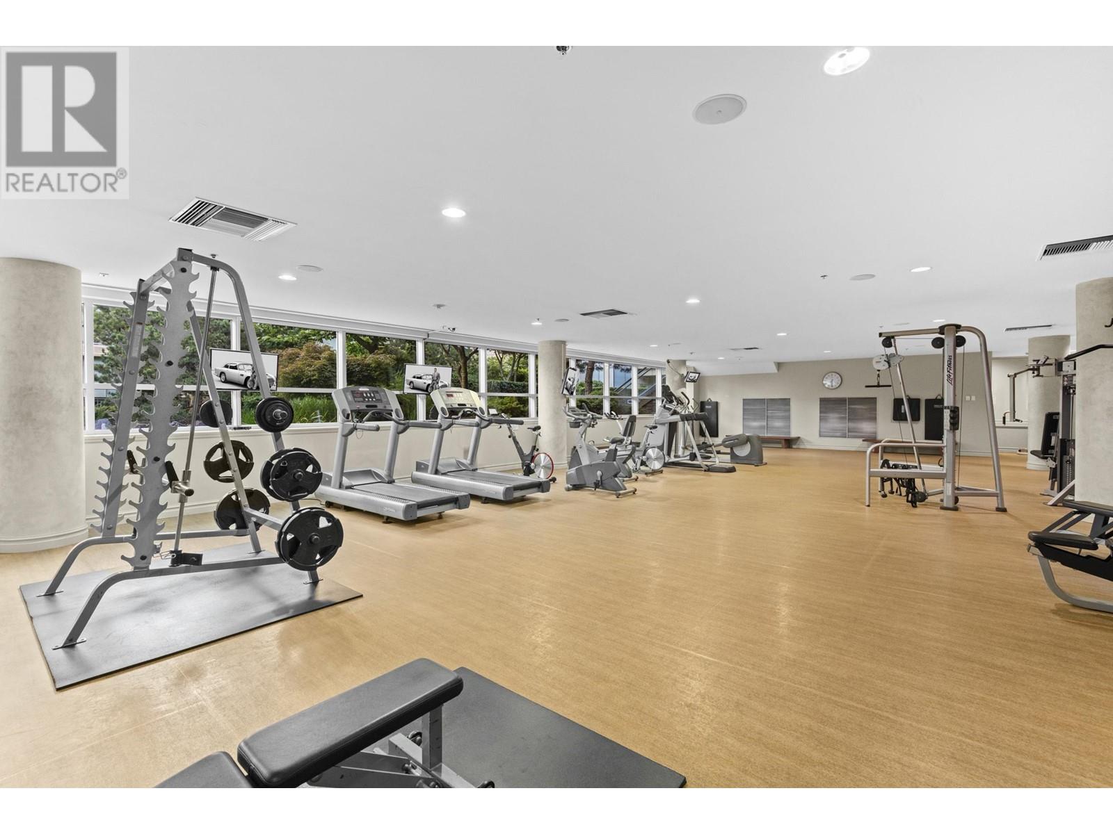 Listing Picture 32 of 40 : 2002 1515 HOMER MEWS, Vancouver / 溫哥華 - 魯藝地產 Yvonne Lu Group - MLS Medallion Club Member