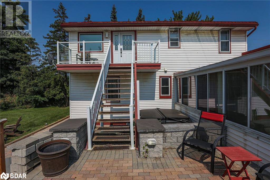 Property at 1027 NIAGARA STONE Road image 3