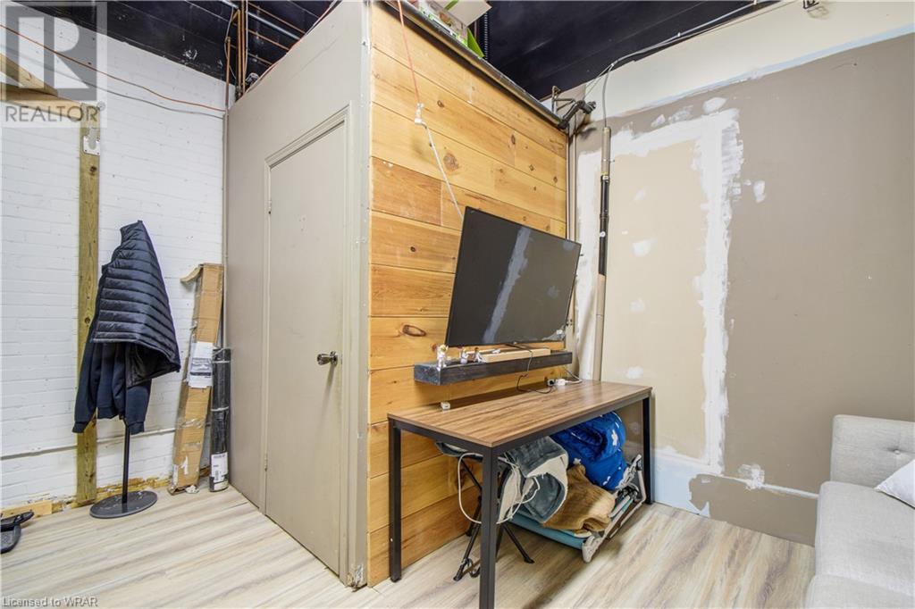 206 Victoria  Road S, Guelph, Ontario  N1E 5R1 - Photo 24 - 40635972