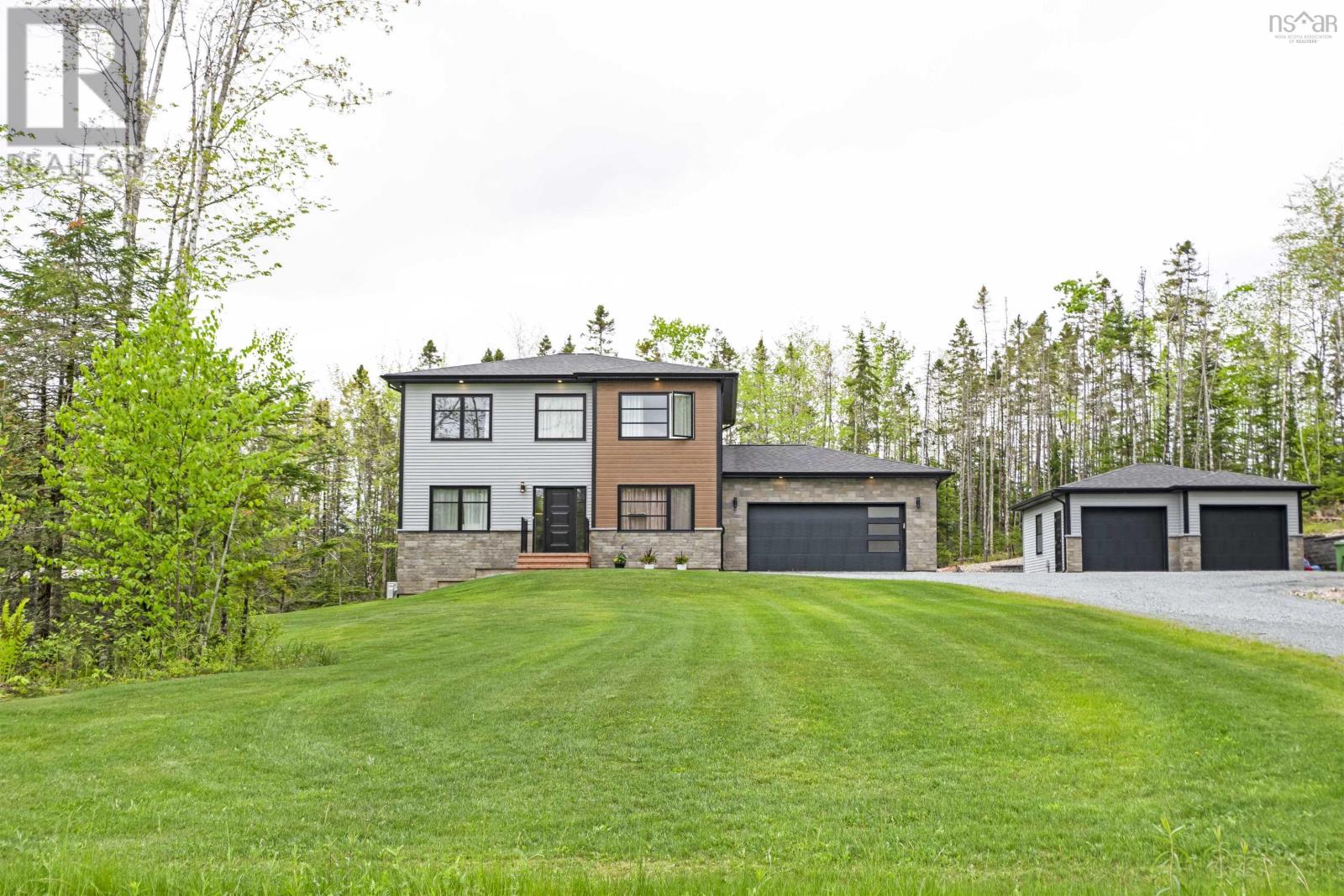 65 Bell Court, Nine Mile River, Nova Scotia  B2S 2S2 - Photo 1 - 202411905