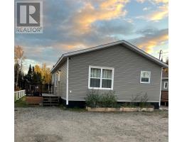 9 Pleasant Avenue, Happy Valley-Goose Bay, Ca