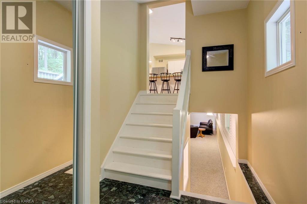 224 Lower Oak Leaf Road, Lyndhurst, Ontario  K0E 1N0 - Photo 20 - 40625853