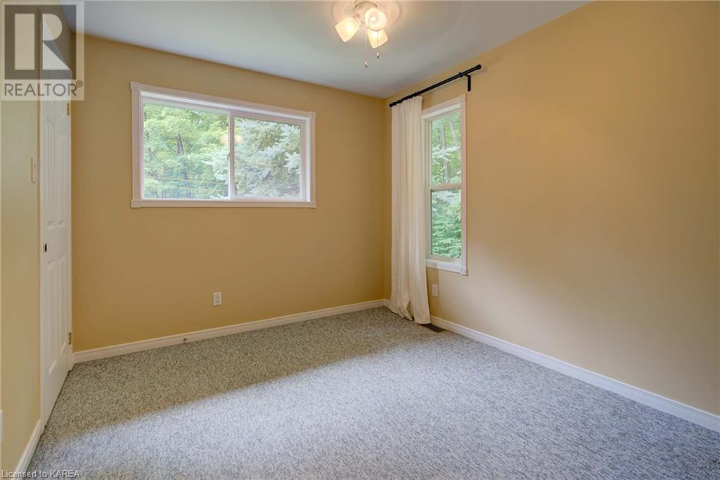 224 Lower Oak Leaf Road, Lyndhurst, Ontario  K0E 1N0 - Photo 34 - 40625853