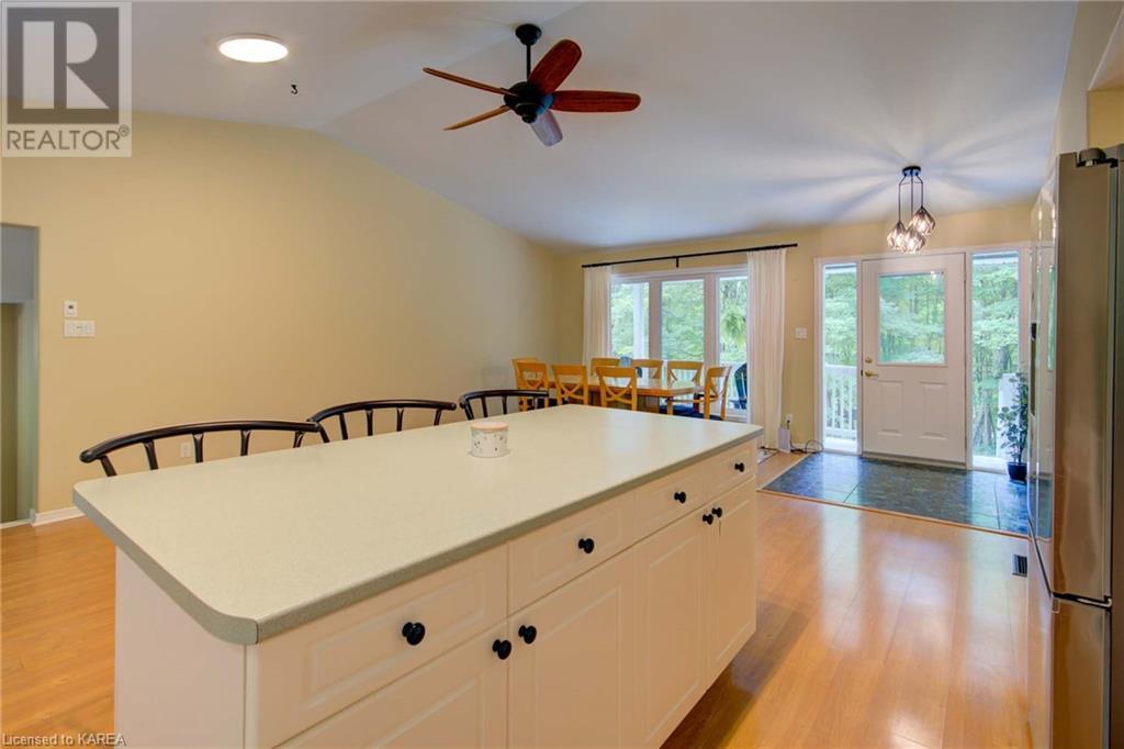 224 Lower Oak Leaf Road, Lyndhurst, Ontario  K0E 1N0 - Photo 25 - 40625853