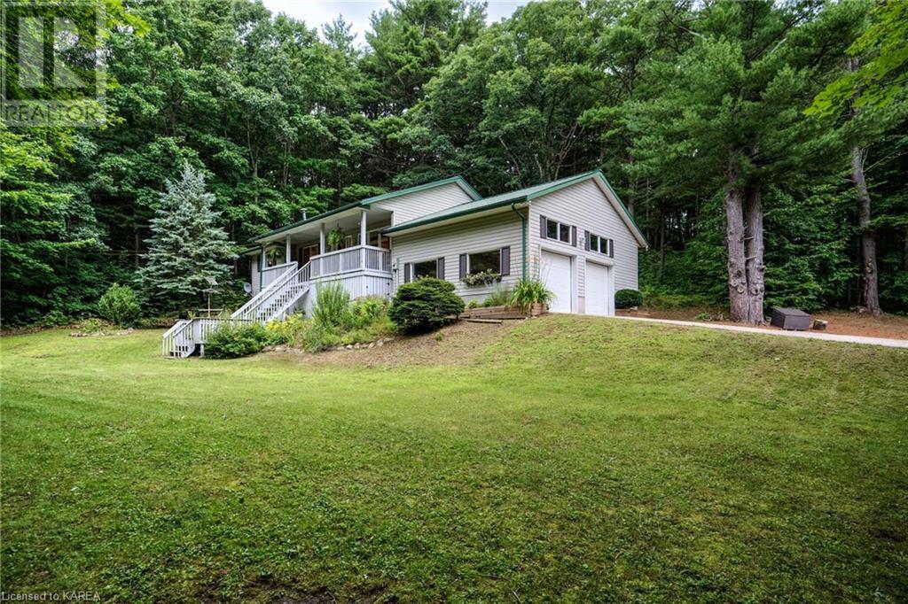 224 Lower Oak Leaf Road, Lyndhurst, Ontario  K0E 1N0 - Photo 13 - 40625853