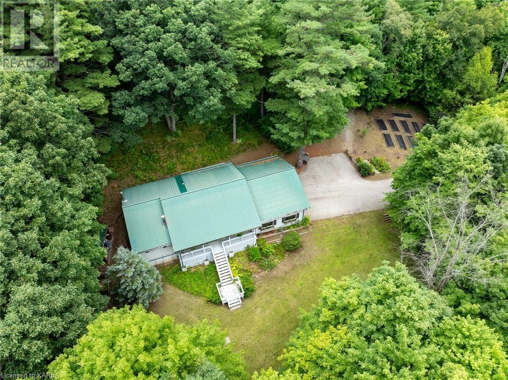 224 Lower Oak Leaf Road, Lyndhurst, Ontario  K0E 1N0 - Photo 6 - 40625853