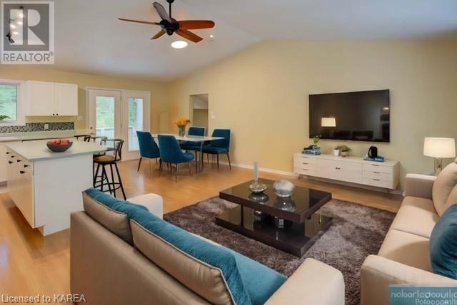 224 Lower Oak Leaf Road, Lyndhurst, Ontario  K0E 1N0 - Photo 26 - 40625853