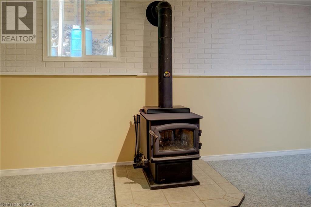 224 Lower Oak Leaf Road, Lyndhurst, Ontario  K0E 1N0 - Photo 38 - 40625853