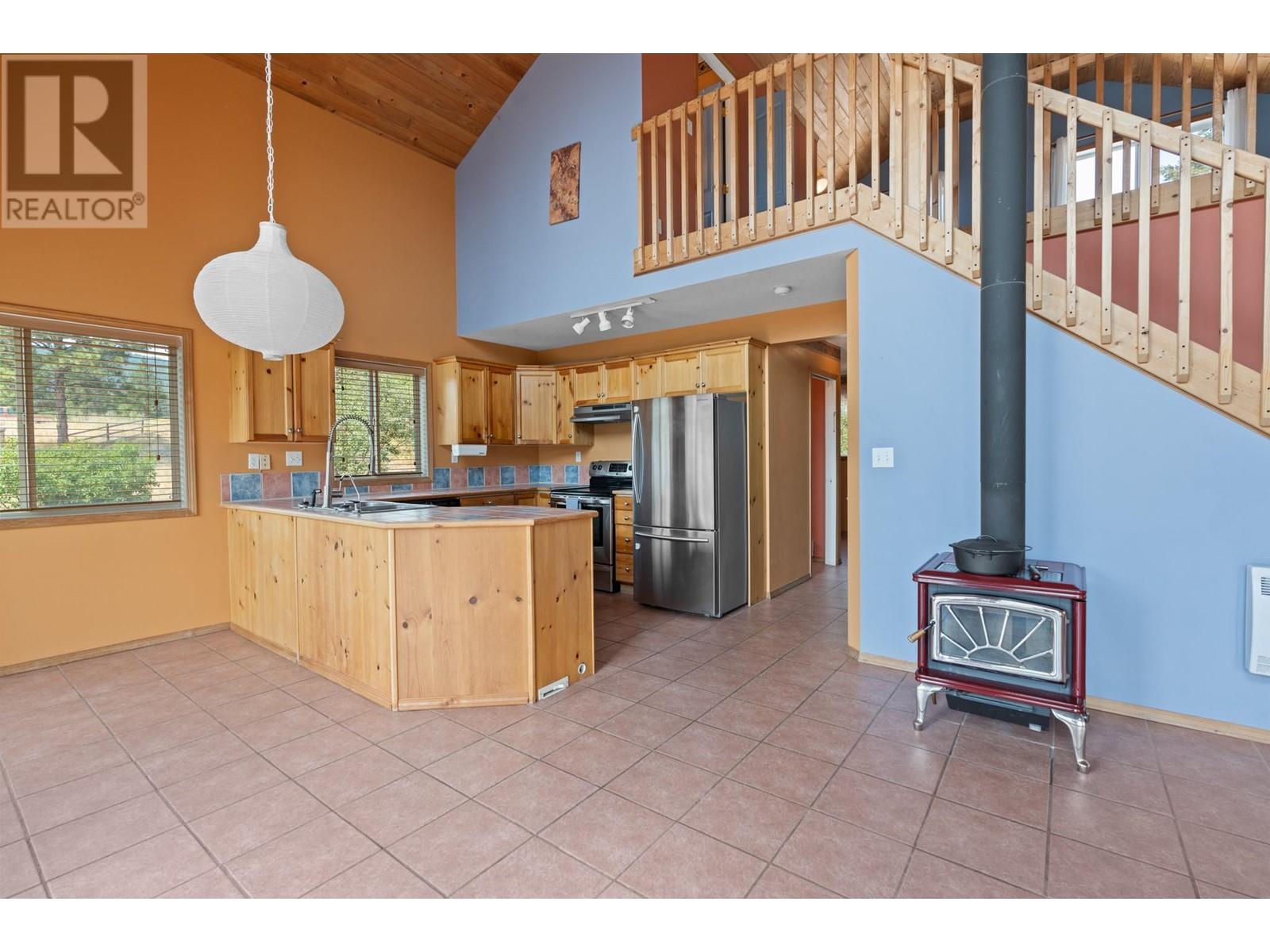 3230 Salmon River Road Salmon Arm