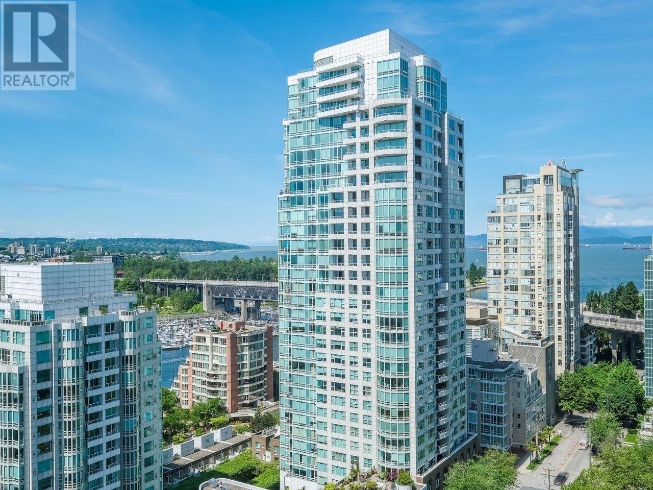 2102 1480 Howe Street, Vancouver, British Columbia  V6Z 1C4 - Photo 2 - R2894730