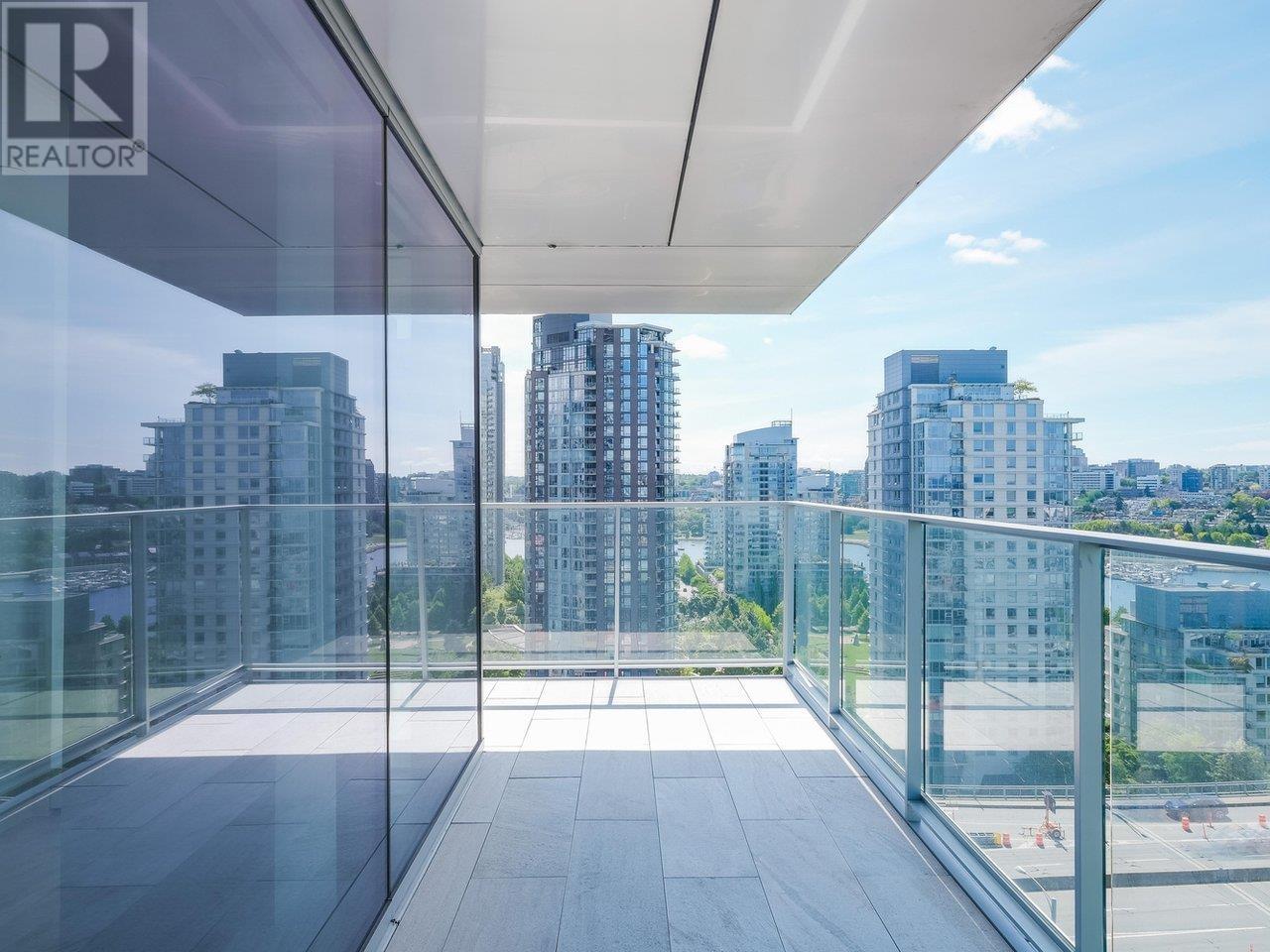 2102 1480 Howe Street, Vancouver, British Columbia  V6Z 1C4 - Photo 4 - R2894730