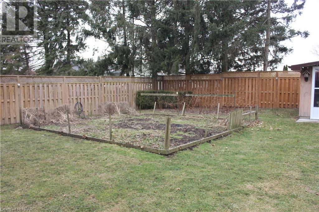 24575 Saxton Road, Strathroy Caradoc (Munic), Ontario  N7G 3H4 - Photo 31 - 40544794