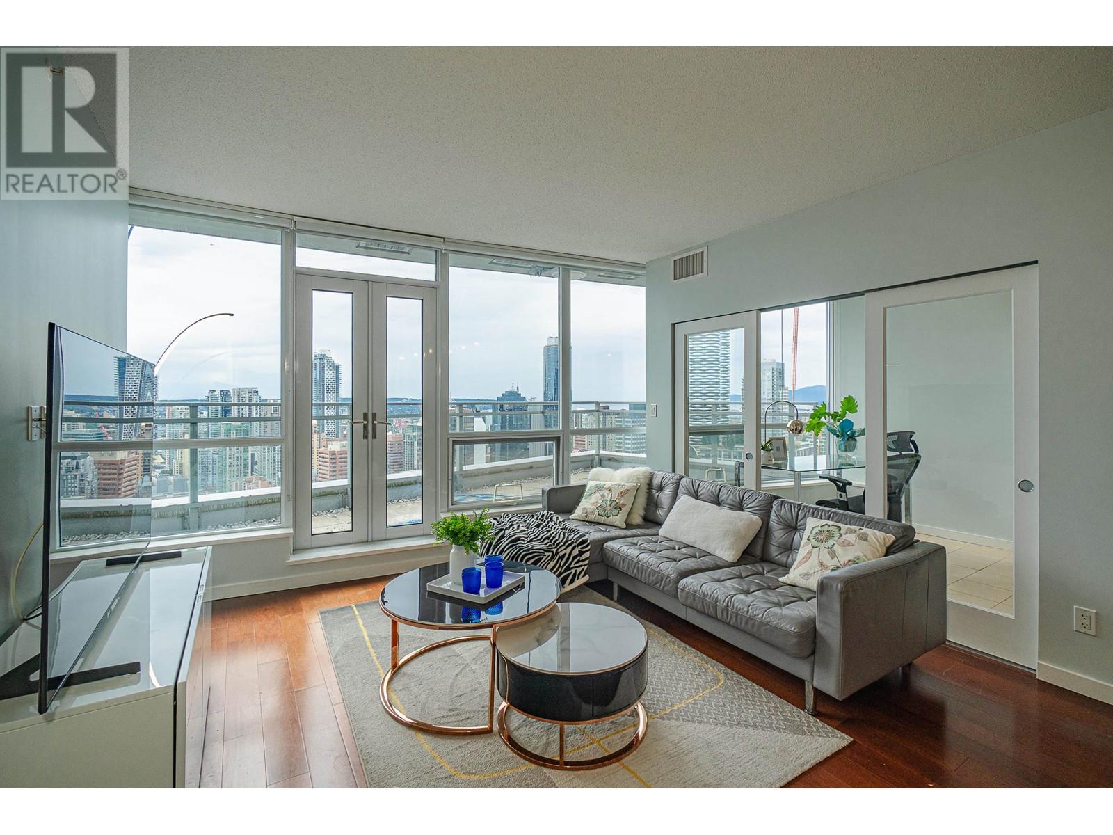 Listing Picture 2 of 40 : 3505 833 SEYMOUR STREET, Vancouver / 溫哥華 - 魯藝地產 Yvonne Lu Group - MLS Medallion Club Member