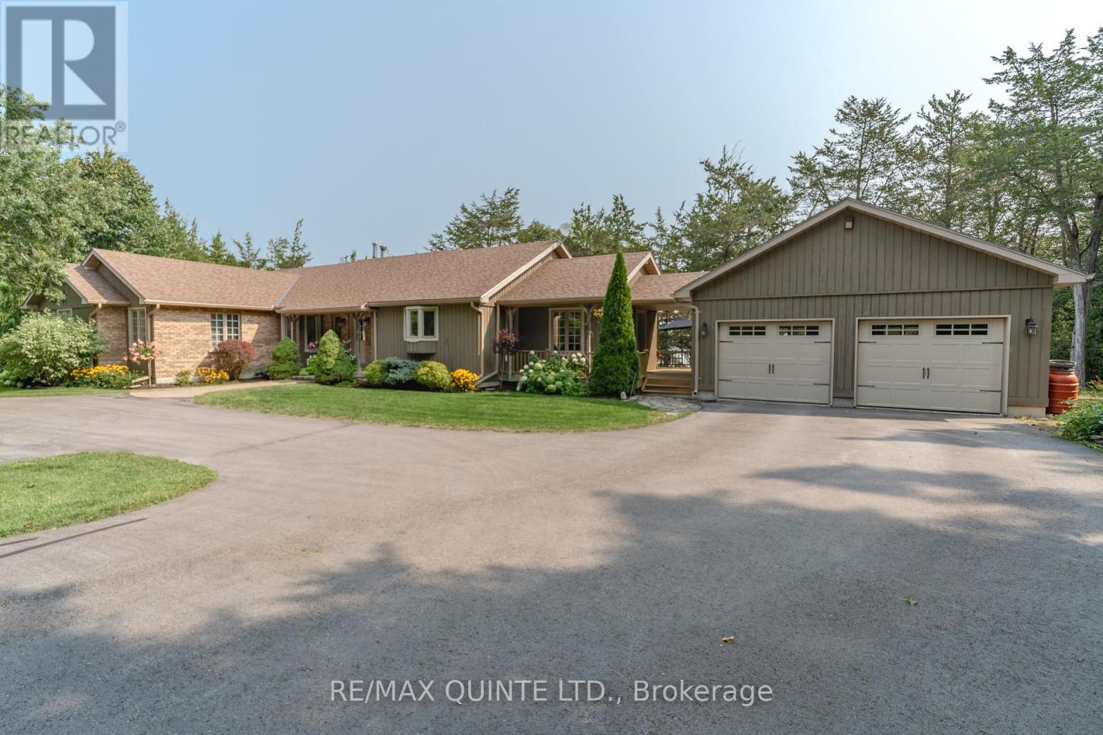 99 Sandy Cove Drive, Prince Edward County (Ameliasburgh), Ontario  K8N 4Z7 - Photo 40 - X9266319