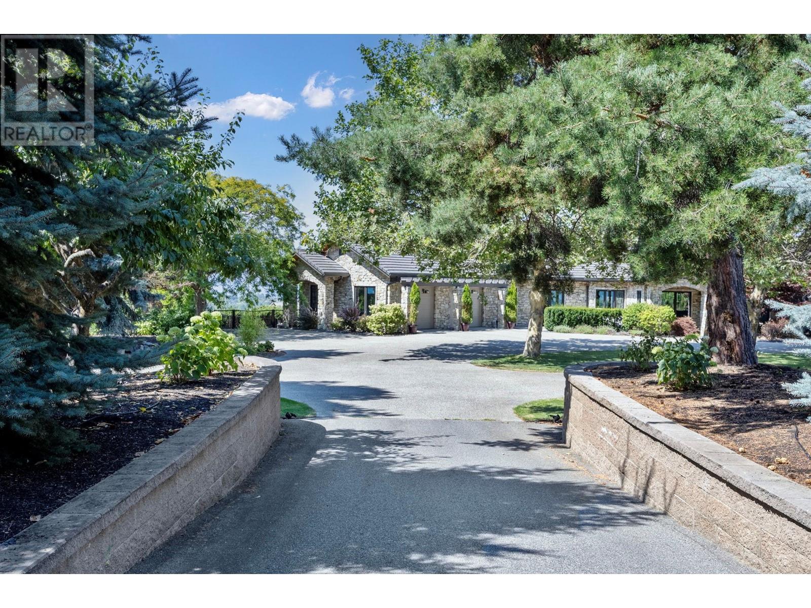 4040 Casorso Road Kelowna