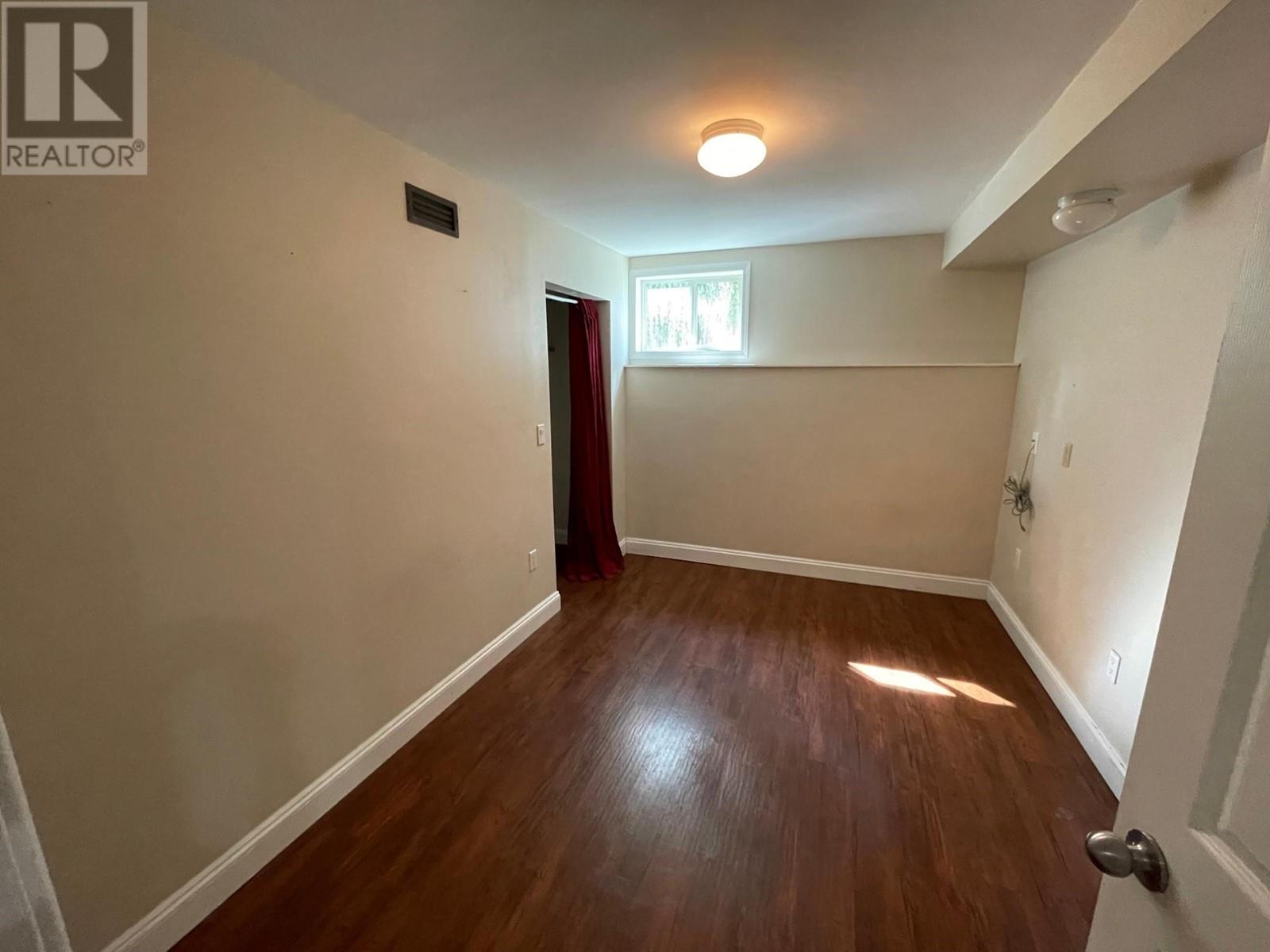 4702 Spurraway Road, Kamloops, British Columbia  V2H 1M7 - Photo 28 - 180511