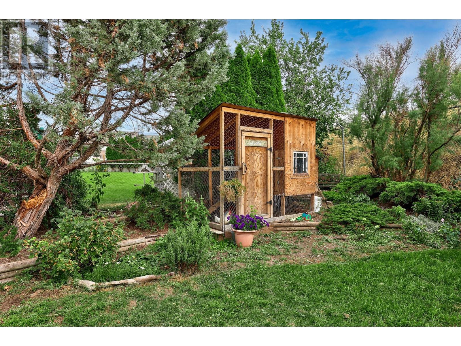 2960 Mclean Place, Merritt, British Columbia  V1K 1G4 - Photo 29 - 180507