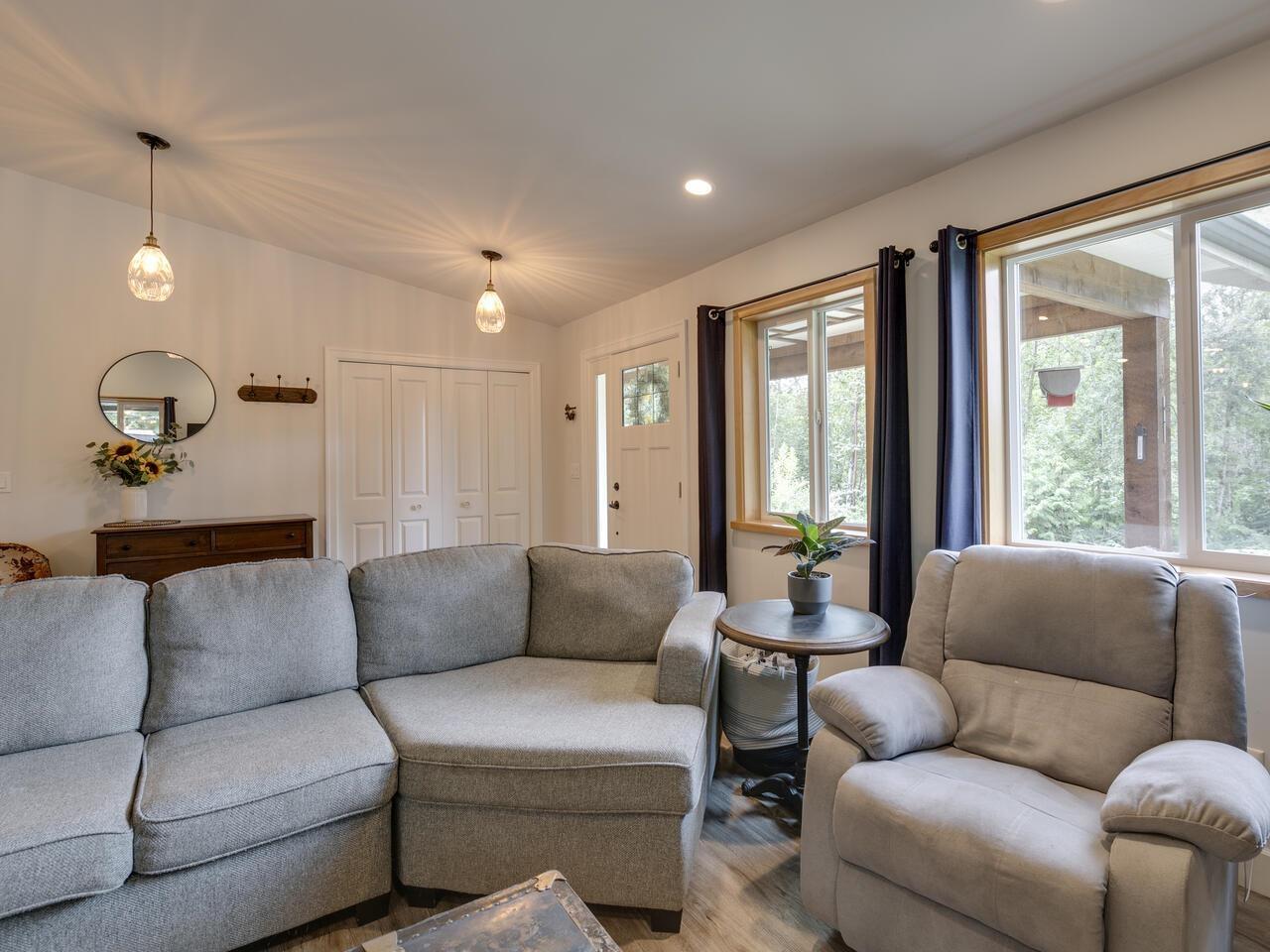 36478 Cascade Ridge Drive, Mission, British Columbia  V2V 7G9 - Photo 10 - R2917839
