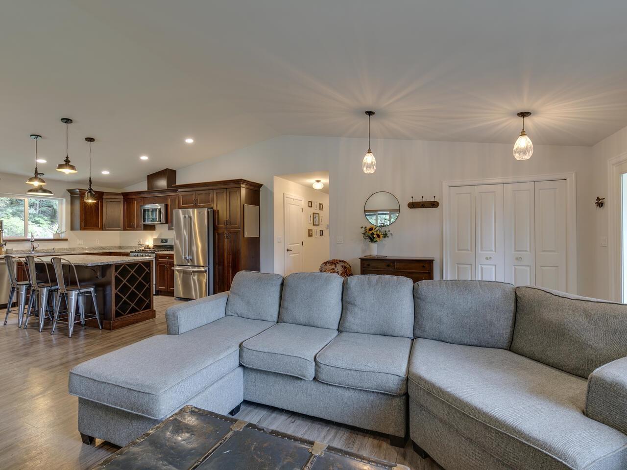 36478 Cascade Ridge Drive, Mission, British Columbia  V2V 7G9 - Photo 11 - R2917839
