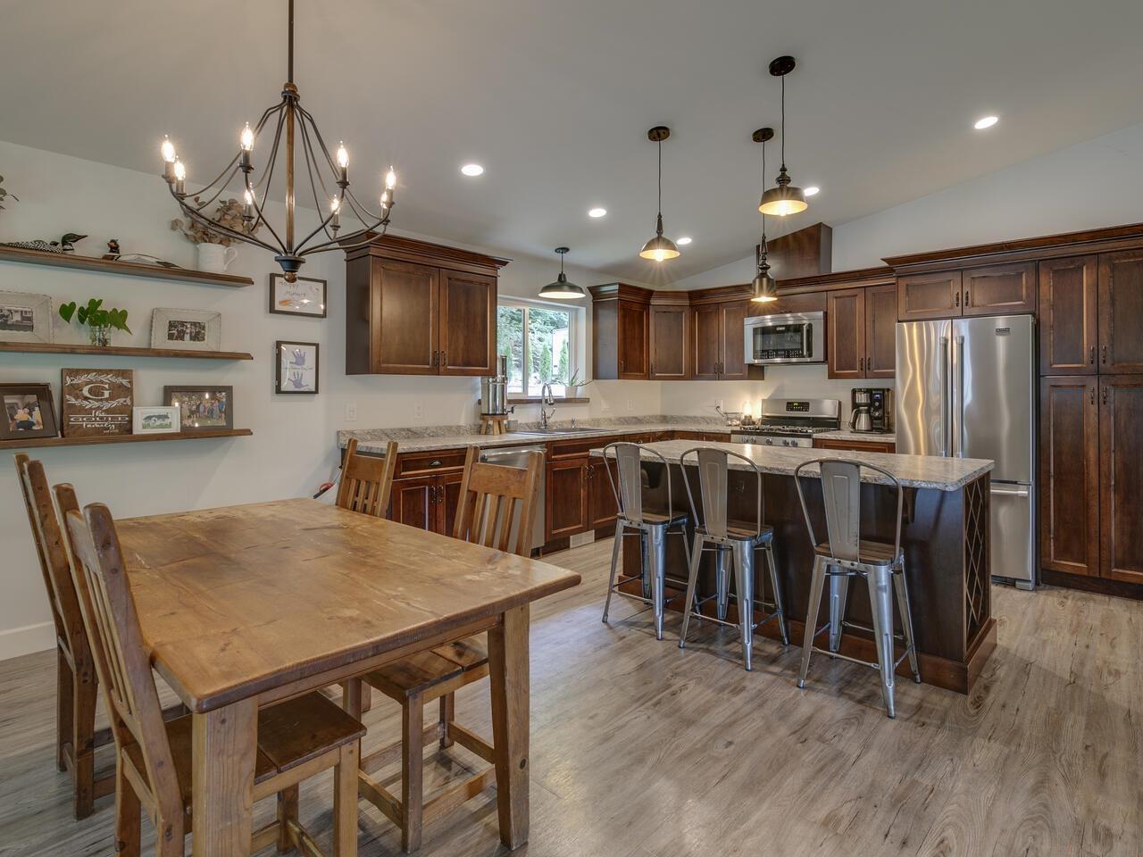 36478 Cascade Ridge Drive, Mission, British Columbia  V2V 7G9 - Photo 13 - R2917839