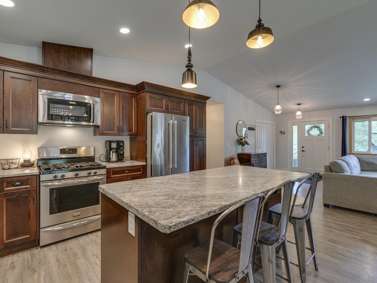 36478 Cascade Ridge Drive, Mission, British Columbia  V2V 7G9 - Photo 18 - R2917839
