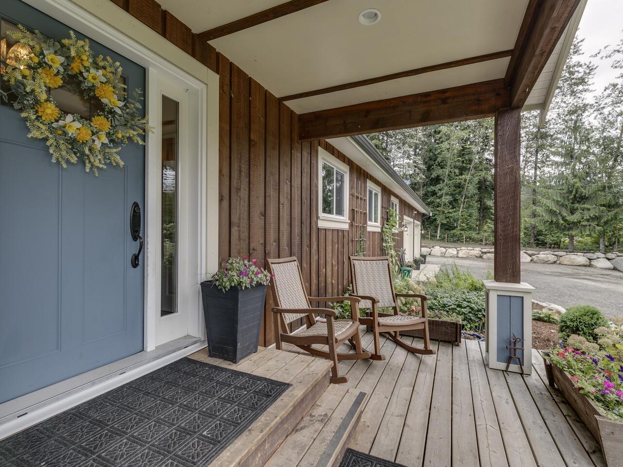 36478 Cascade Ridge Drive, Mission, British Columbia  V2V 7G9 - Photo 6 - R2917839