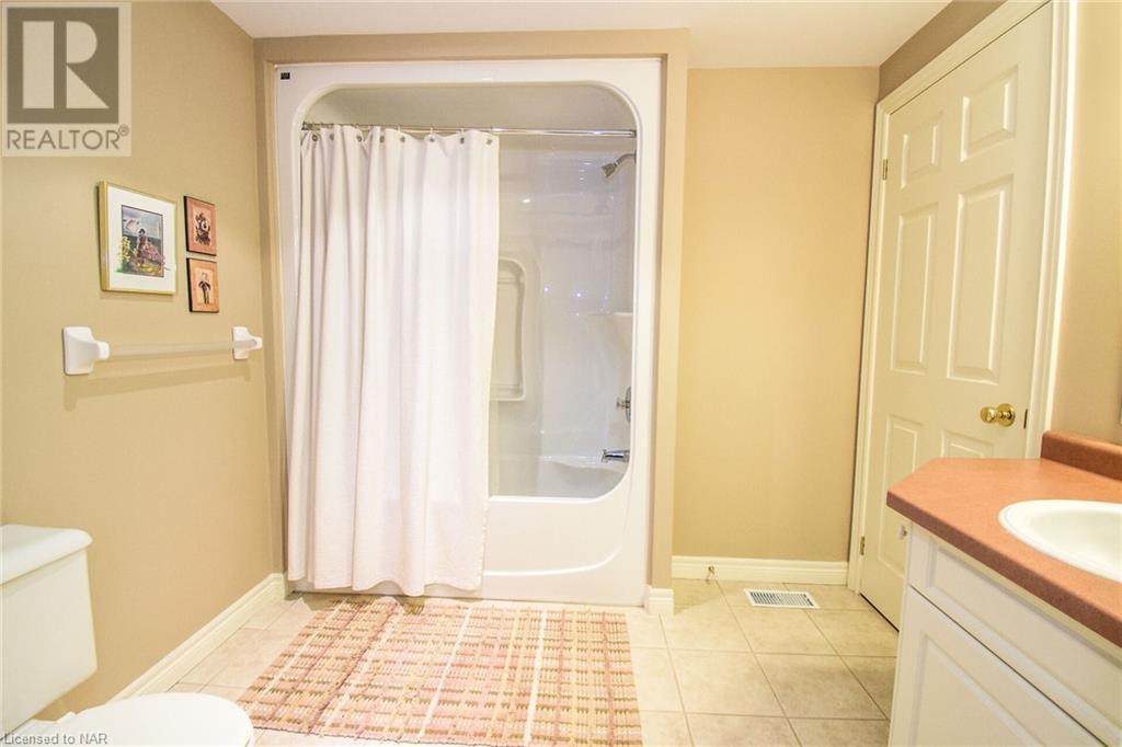 32 Stonegate Place, Fonthill, Ontario  L0S 1E3 - Photo 40 - 40637098