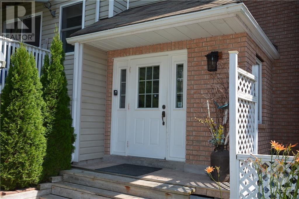 4d - 1036 Barryvale Road, Greater Madawaska, Ontario  K0J 1H0 - Photo 2 - X9517270