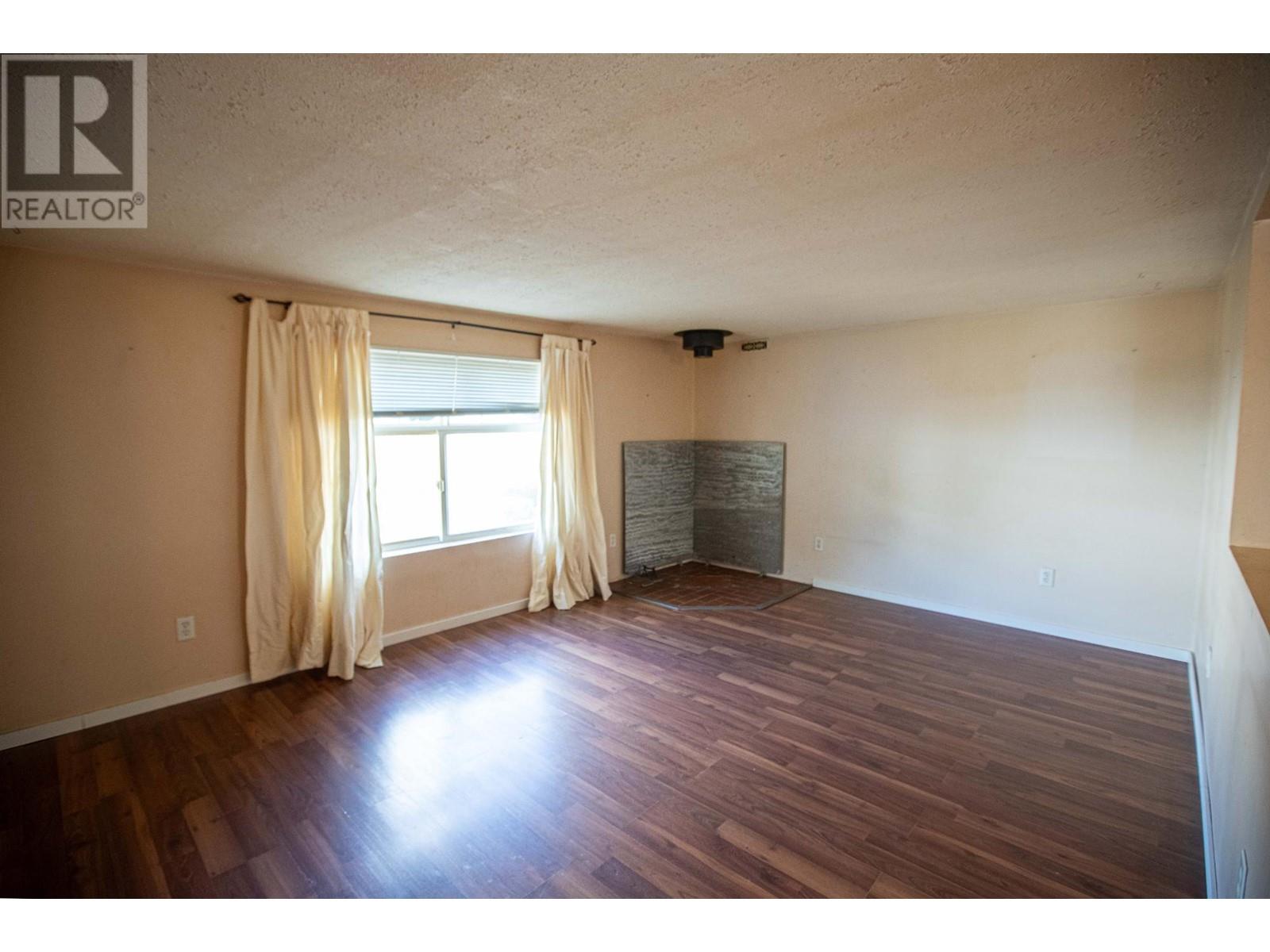 342 Peridot Drive, Logan Lake, British Columbia   - Photo 7 - 180516