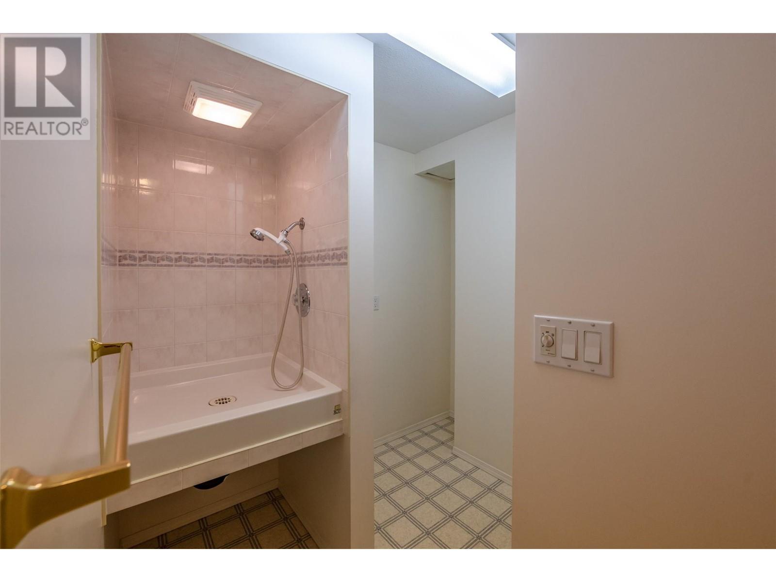 6414 Stevenson Place, Summerland, British Columbia  V0H 1Z4 - Photo 36 - 10322494