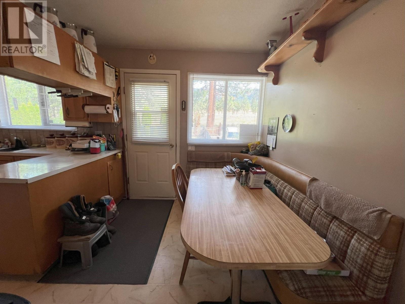 2199 Castillou Cres, Merritt, British Columbia  V1K 1H7 - Photo 5 - 180523