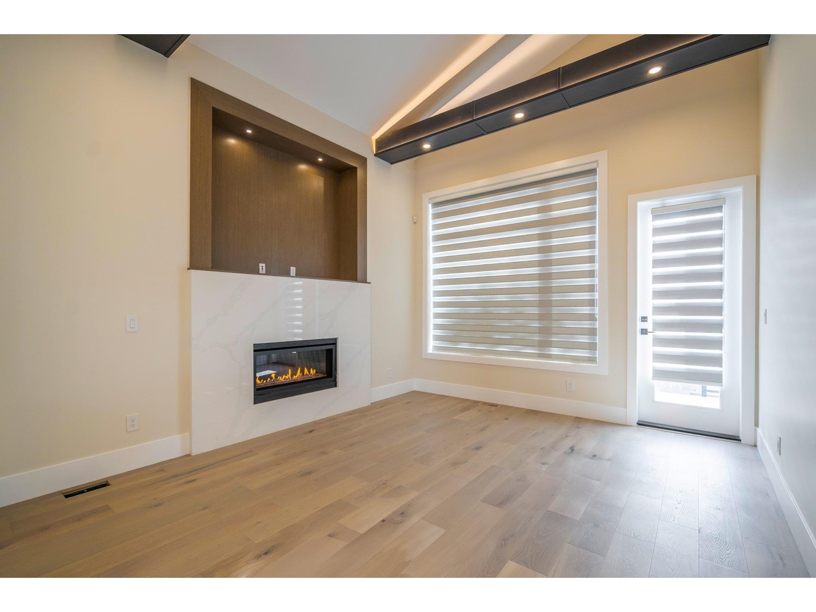 16548 22 Avenue, Surrey, British Columbia  V3Z 0V6 - Photo 6 - R2917835