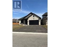 44 CEDAR Street, paris, Ontario