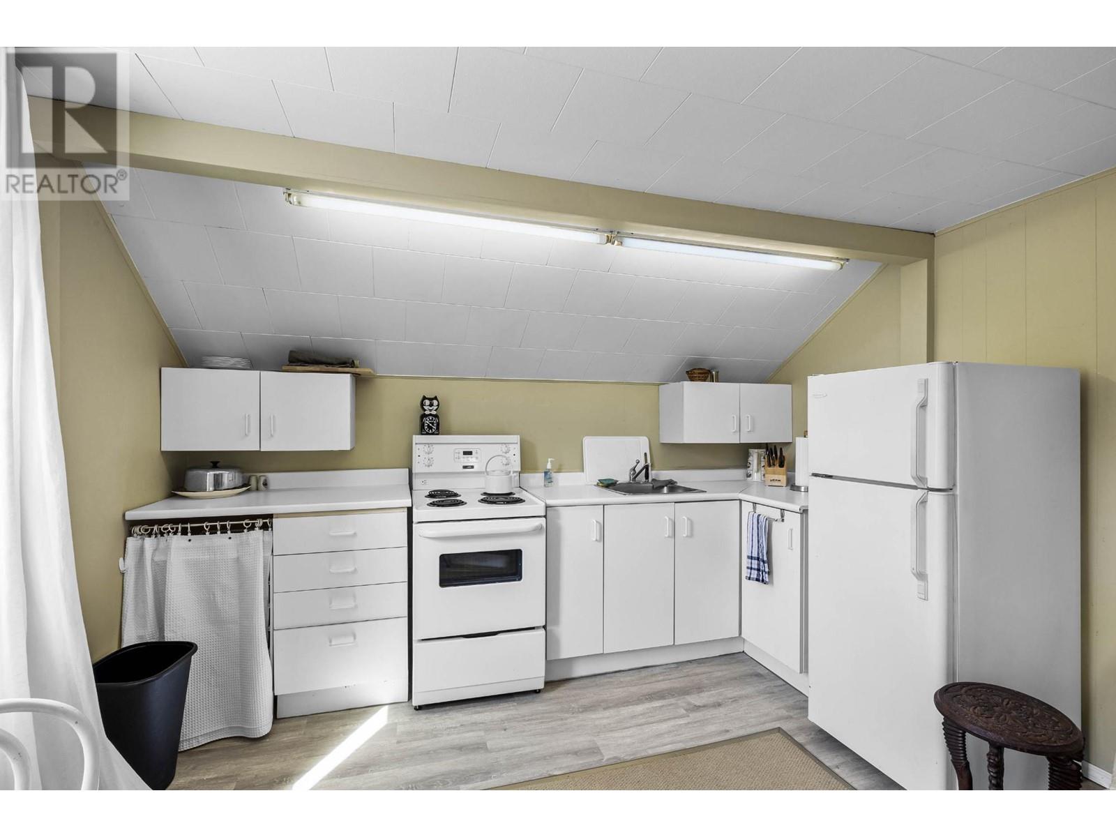 2249 Granite Ave, Merritt, British Columbia   - Photo 17 - 180531