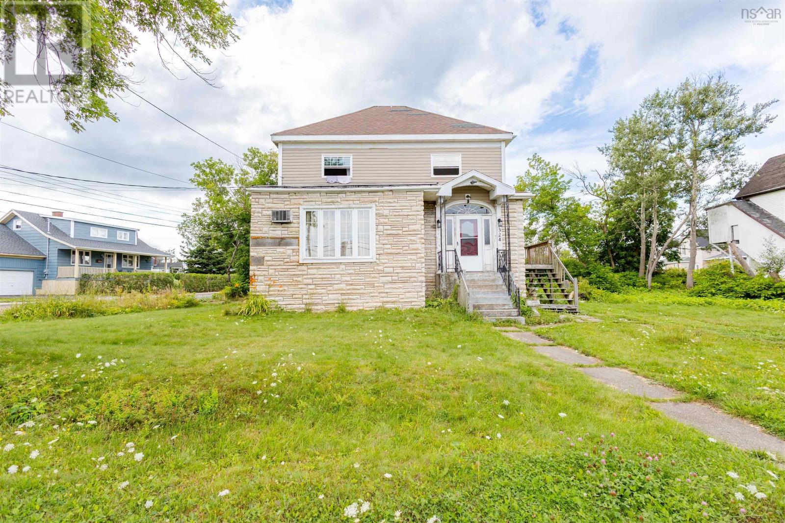 324 York Street, Glace Bay, Nova Scotia  B1A 2M7 - Photo 3 - 202420508