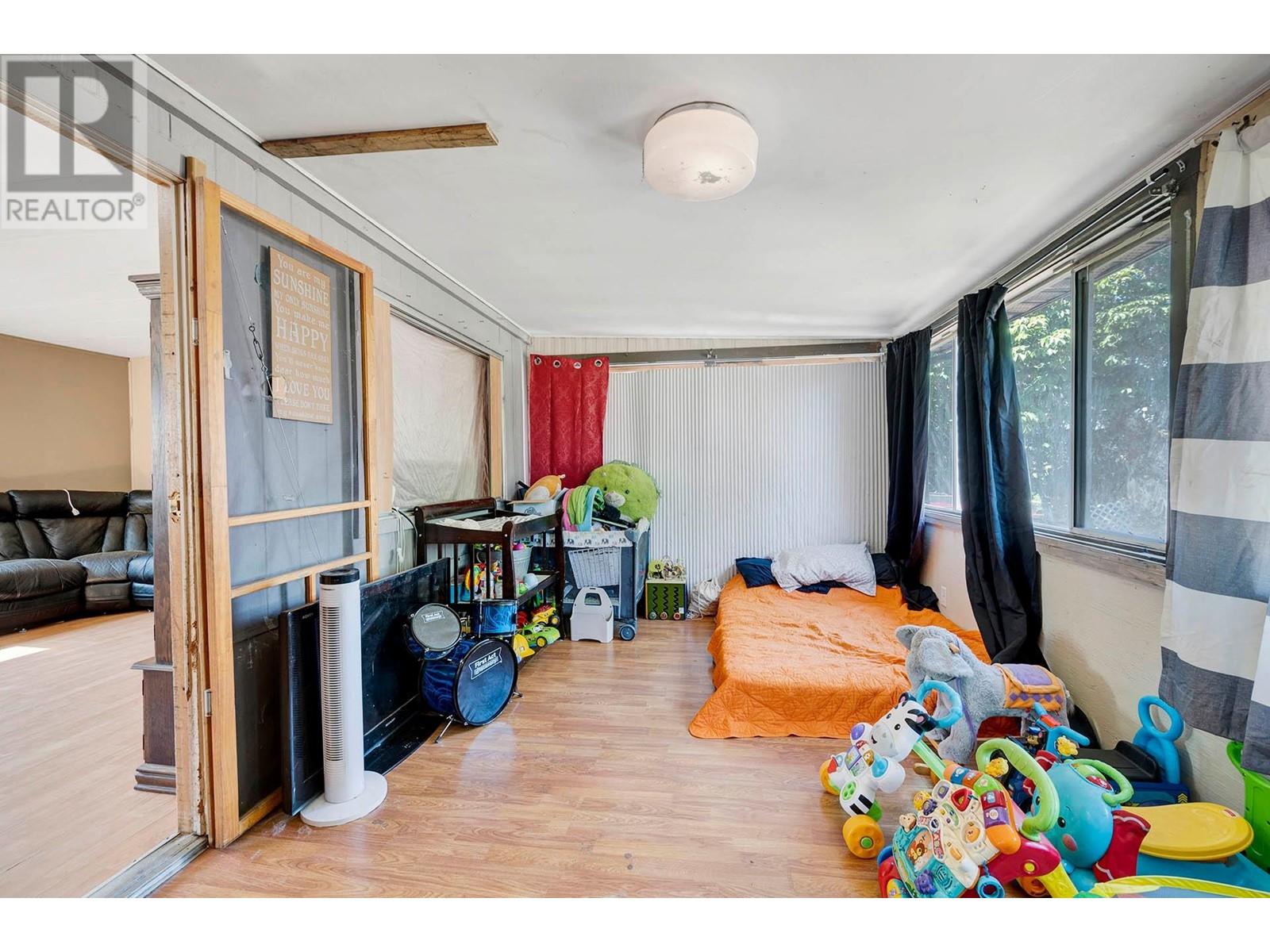 6896 Watson Drive E, Kamloops, British Columbia  V0K 2P0 - Photo 11 - 180524