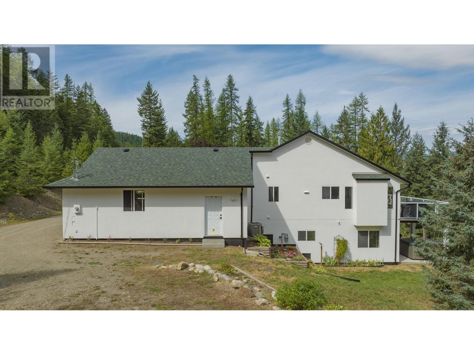 209 Horner Road, Lumby, British Columbia  V0E 2G7 - Photo 40 - 10322545