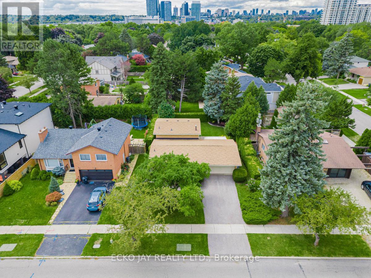 60 Shaughnessy Boulevard, Toronto (Henry Farm), Ontario  M2J 1J1 - Photo 32 - C9266995