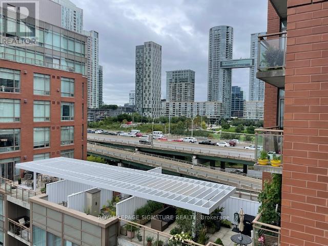 807e - 500 Queens Quay W, Toronto (Waterfront Communities), Ontario  M5V 3K8 - Photo 31 - C9267643