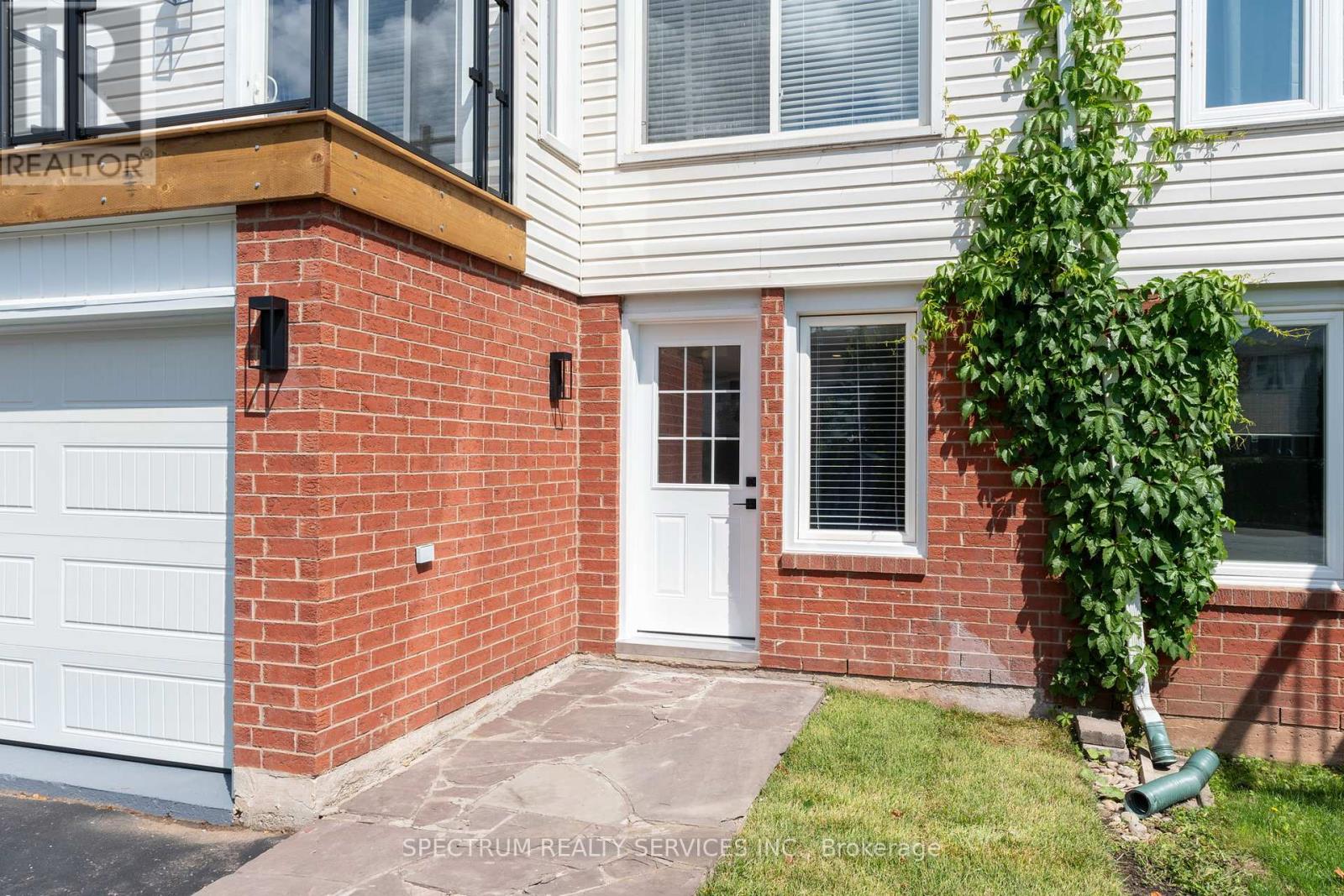 62 Glenashton Drive, Oakville (Uptown Core), Ontario  L6H 6G2 - Photo 34 - W9267316