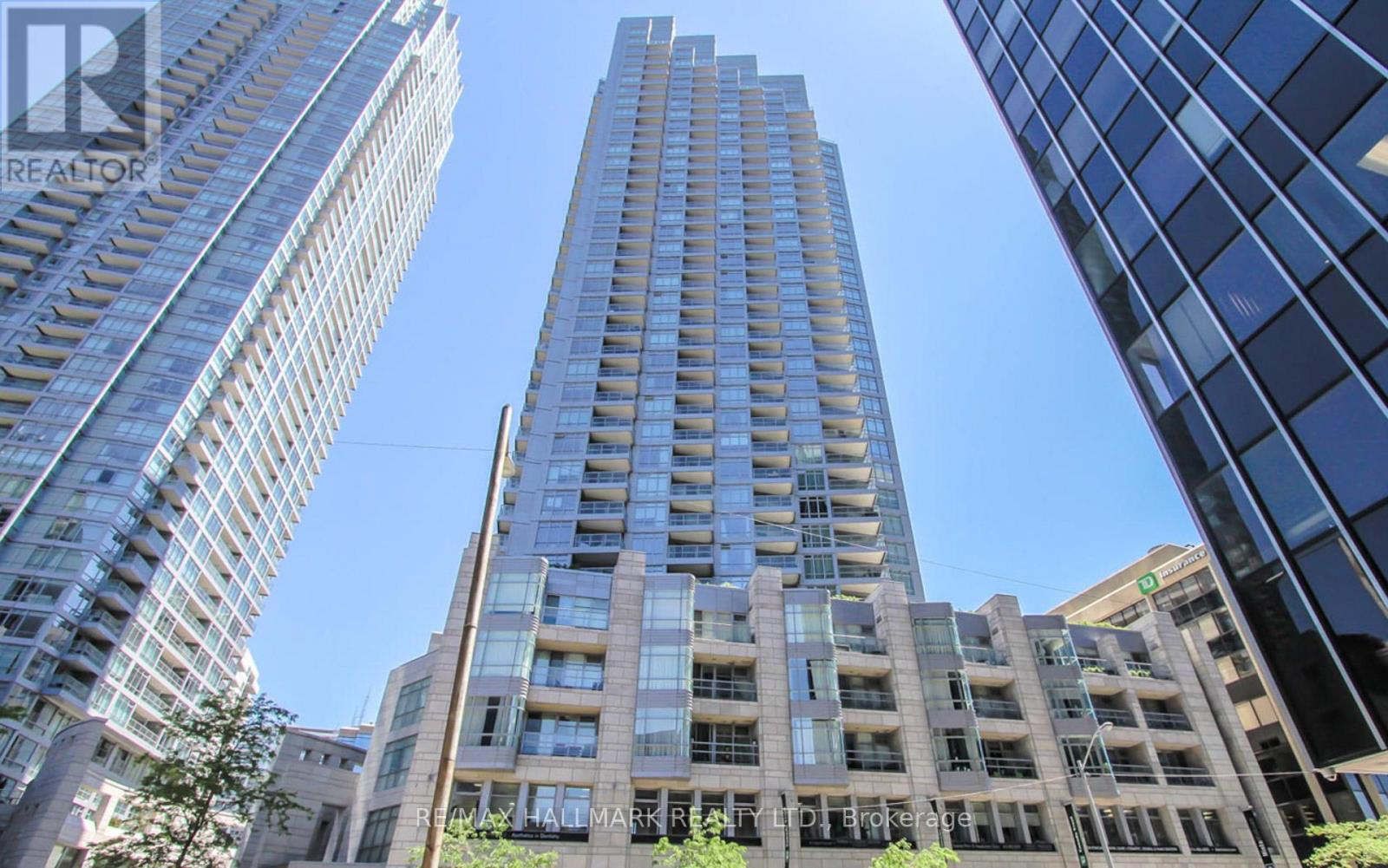 1206 - 2181 Yonge Street, Toronto (Mount Pleasant West), Ontario  M4S 3H7 - Photo 1 - C9267942