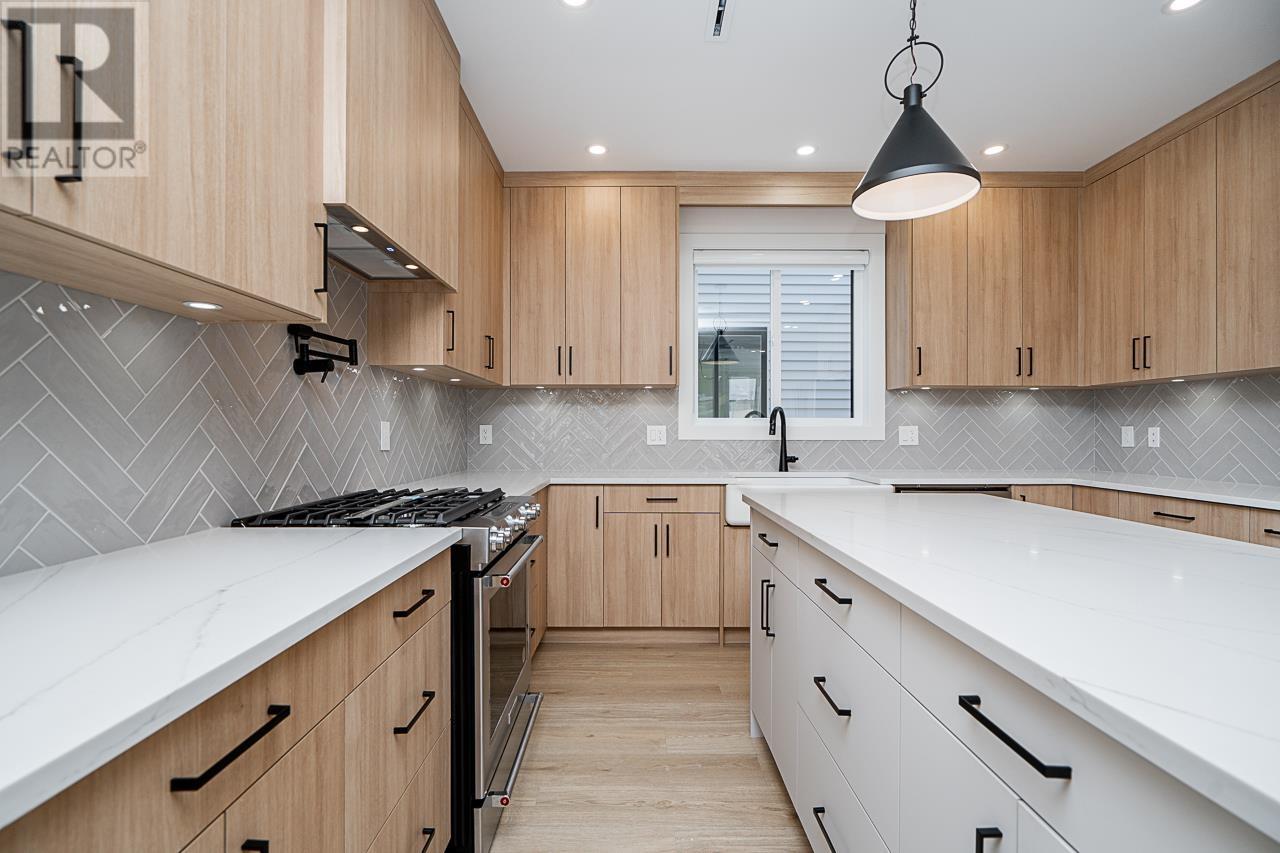 229 Jardine Street, New Westminster, British Columbia  V3M 5M4 - Photo 9 - R2917969