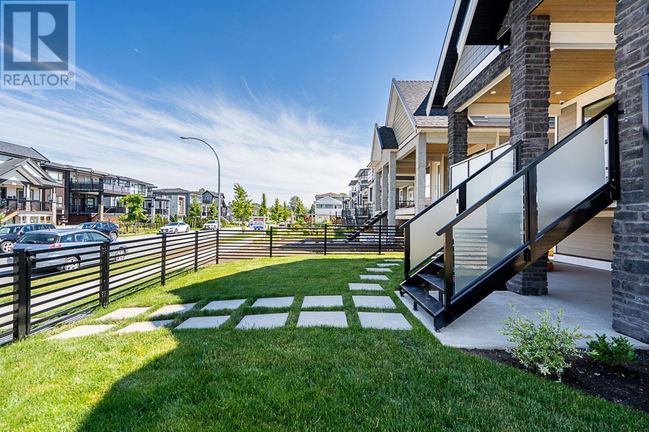 229 Jardine Street, New Westminster, British Columbia  V3M 5M4 - Photo 2 - R2917969