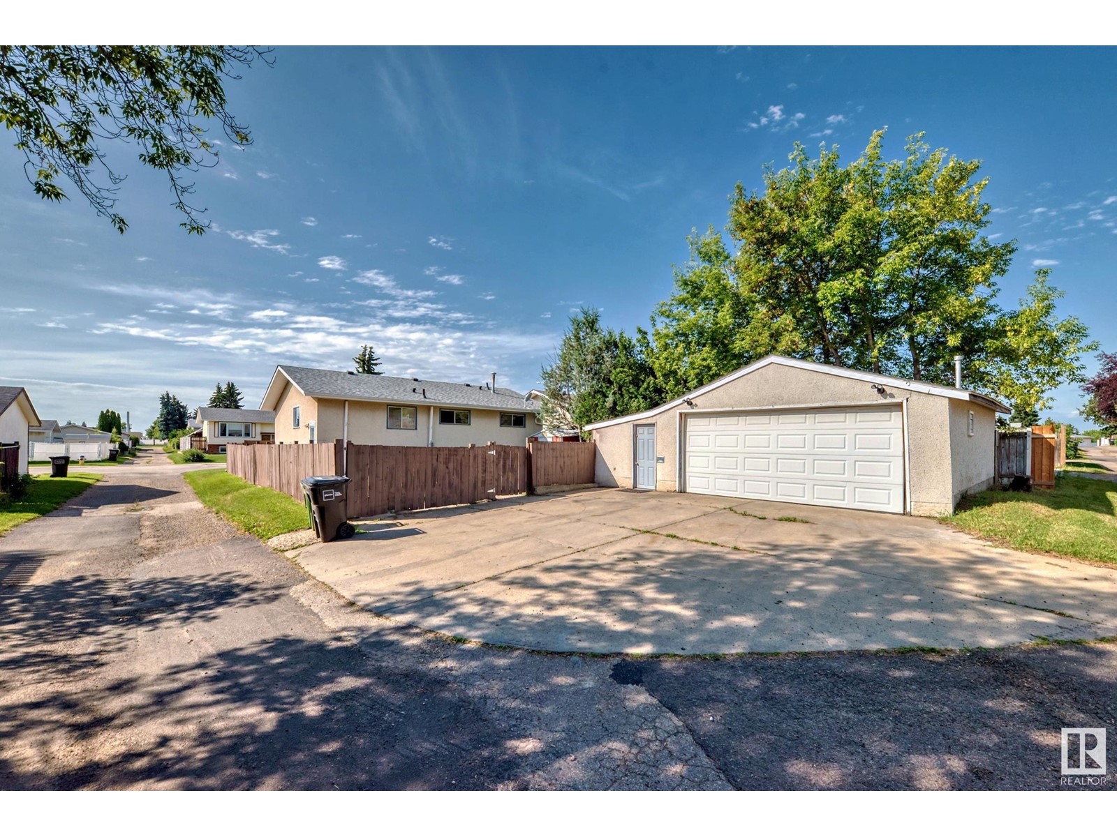 8312 147 Av Nw, Edmonton, Alberta  T5E 2K4 - Photo 4 - E4403482