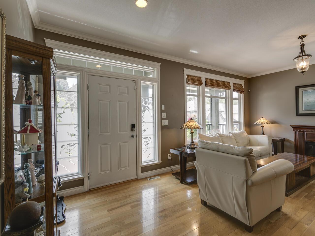 Property at 27 33925 ARAKI COURT image 4