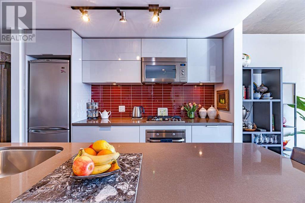 Listing Picture 20 of 28 : 1202 108 W CORDOVA STREET, Vancouver / 溫哥華 - 魯藝地產 Yvonne Lu Group - MLS Medallion Club Member