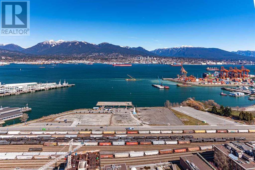 Listing Picture 4 of 28 : 1202 108 W CORDOVA STREET, Vancouver / 溫哥華 - 魯藝地產 Yvonne Lu Group - MLS Medallion Club Member