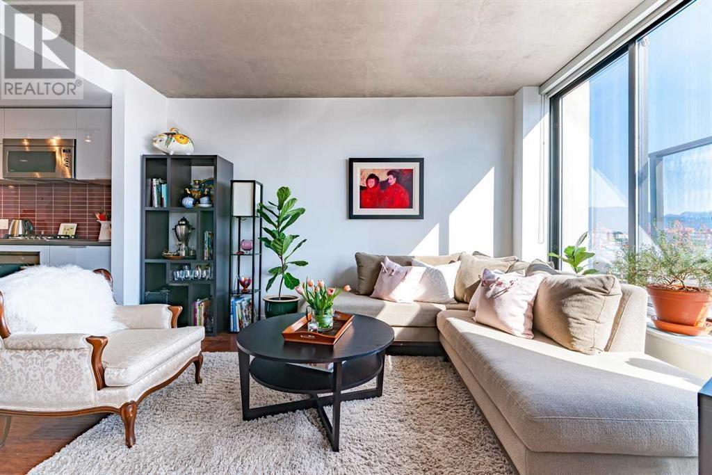 Listing Picture 16 of 28 : 1202 108 W CORDOVA STREET, Vancouver / 溫哥華 - 魯藝地產 Yvonne Lu Group - MLS Medallion Club Member