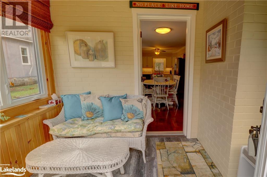 433 North Mary Lake Road, Huntsville, Ontario  P1H 1R9 - Photo 3 - 40590057