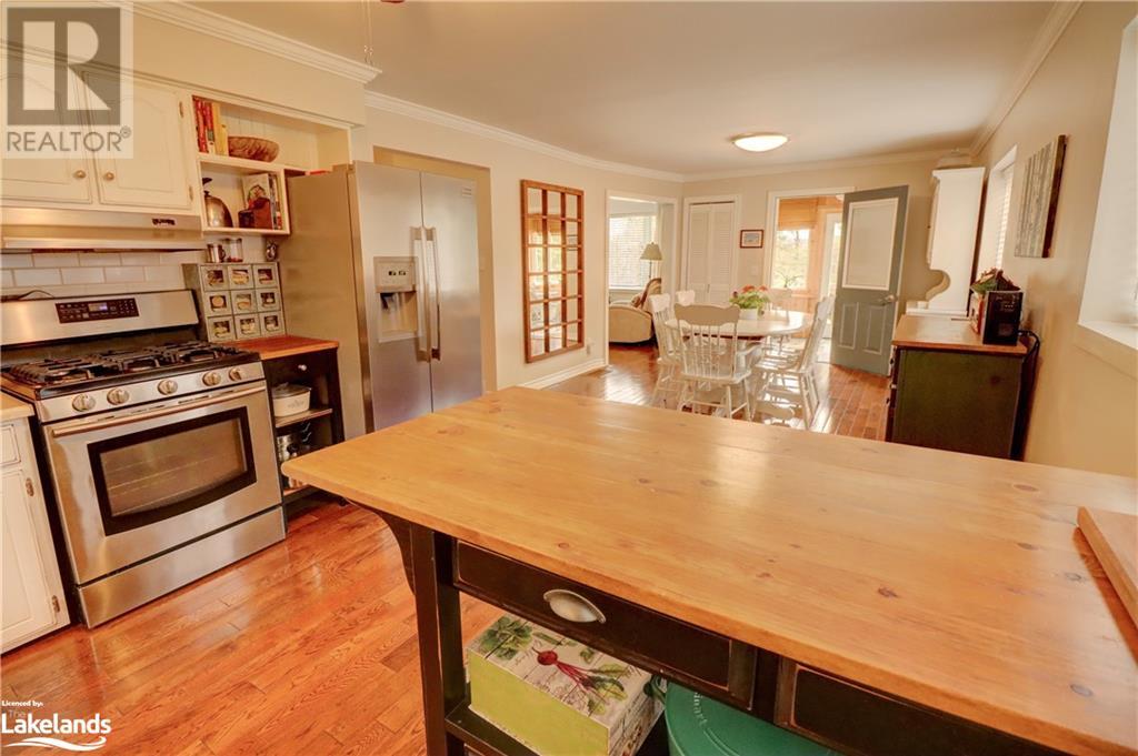 433 North Mary Lake Road, Huntsville, Ontario  P1H 1R9 - Photo 13 - 40590057